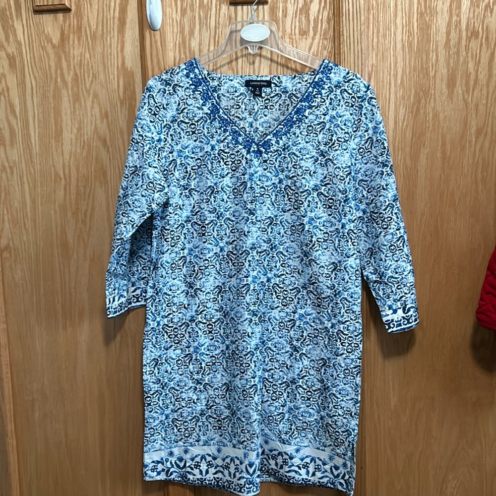 Lands’ End women’s swim cover up. Size Small.